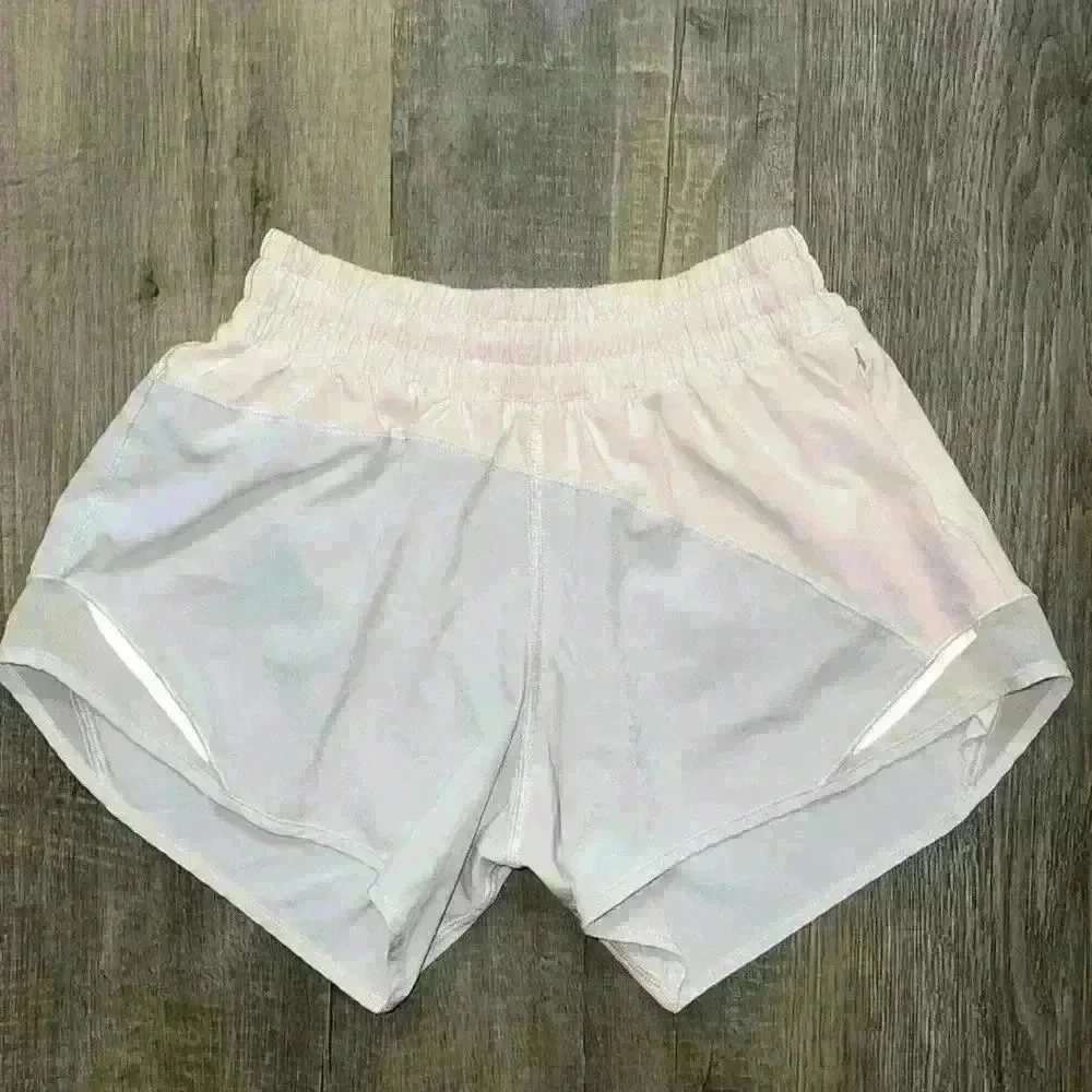 Lululemon limited edition Hotty Hot Short 4"
Asym - Picture 5 of 10